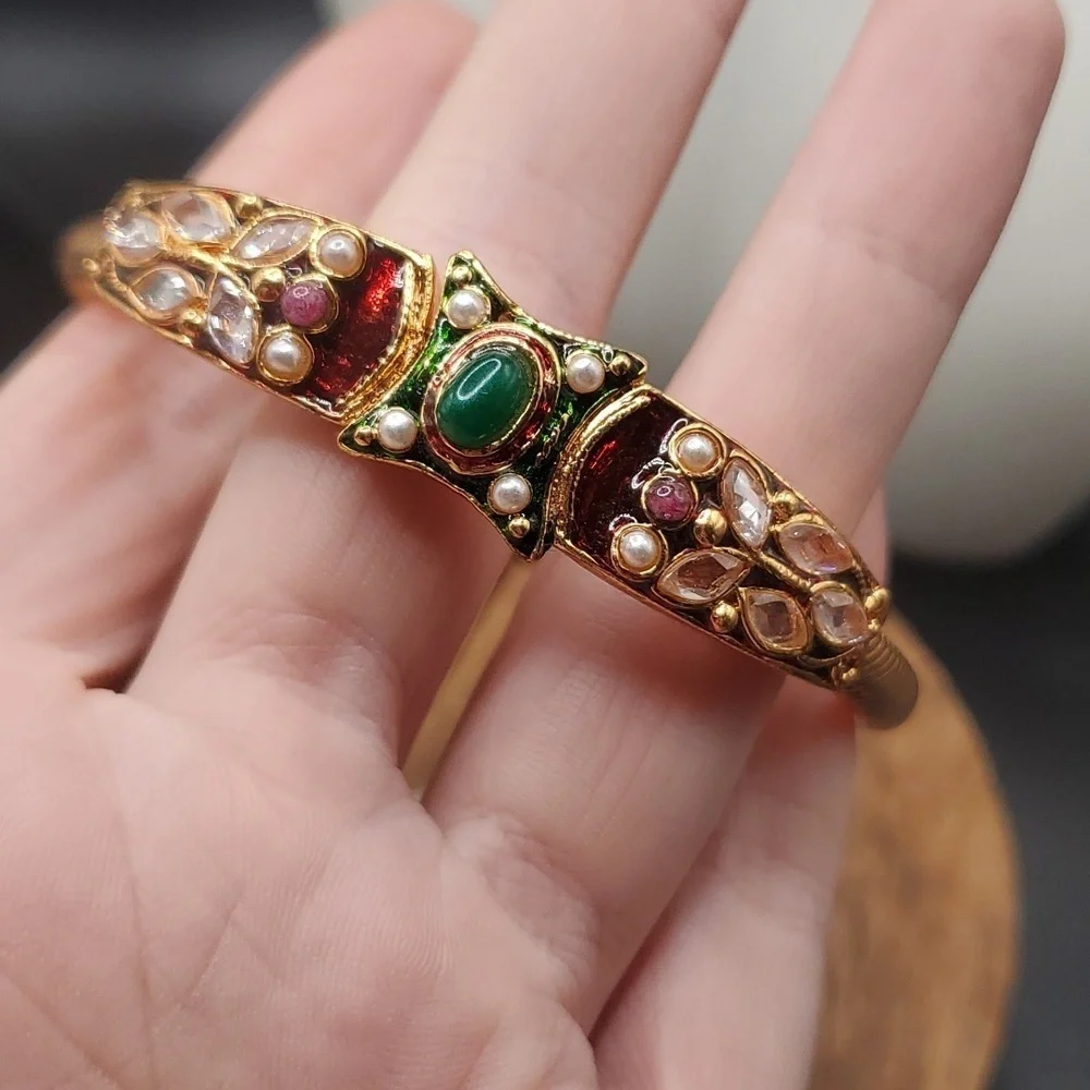 B2628 Turkish emerald and ruby fancy hinge bracelet fancy‎